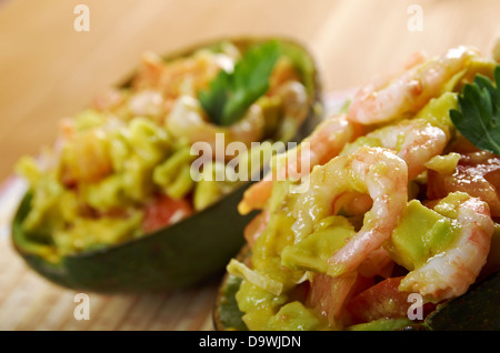 Salade de crevettes et d'avocat.libre Banque D'Images