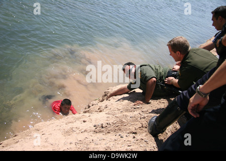 U.S. Customs and Border Protection des agents et officiers. Banque D'Images