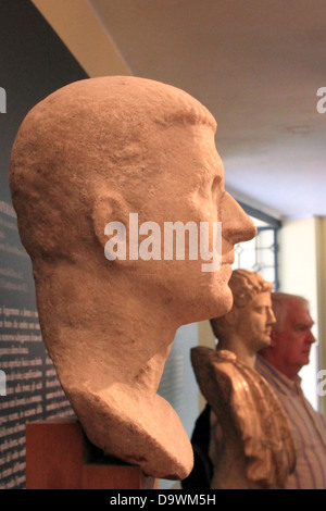 Objets exposés au Musée archéologique régional “Pietro Griffo” d’Agrigente est certainement l’un des musées archéologiques les plus importants et les plus visités de Sicile. Banque D'Images