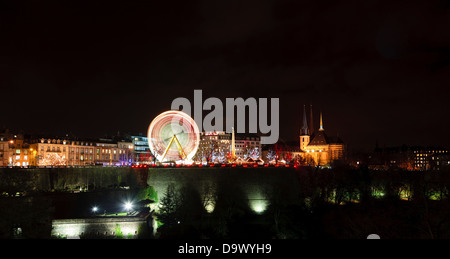 Marché de Noël à Luxembourg-ville Banque D'Images