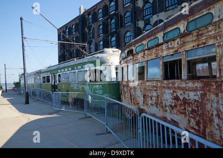 Vieux trolleybus à Brooklyn New York Banque D'Images