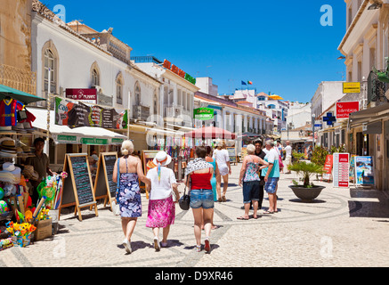 Rua 5 de Outubro Albufeira Algarve Portugal Europe de l'UE Banque D'Images