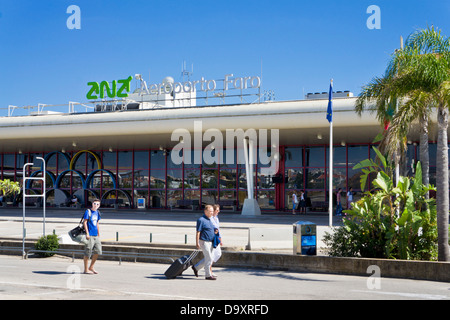 Aérogare de l'aéroport de Faro Algarve portugal Europe de l'UE Banque D'Images