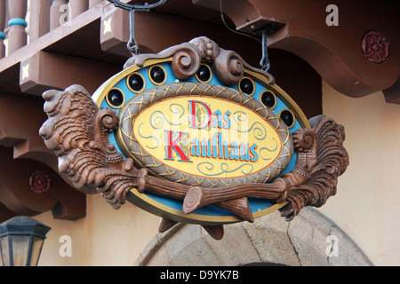 Pavillon de l'Allemagne à Epcot Center World Showcase. Inscrivez-vous dans un magasin façade d'entrée. Pour un usage éditorial uniquement. Banque D'Images