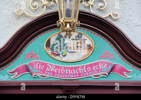 Pavillon de l'Allemagne à Epcot Center World Showcase. Inscrivez-vous dans un magasin façade d'entrée. Pour un usage éditorial uniquement. Banque D'Images