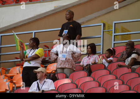 Moscou, Russie. 29 juin 2013. Fans du Zimbabwe à la Coupe du Monde de Rugby 7s au stade Luzniki à Moscou, Russie. Credit : Elsie Kibue / Alamy Live News Banque D'Images