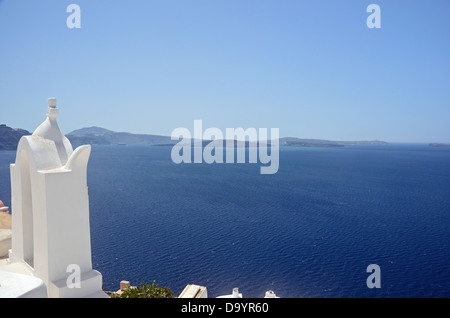 La Caldeira de Santorin vue depuis le village de Oia Banque D'Images