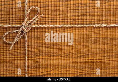 Boîte en carton marron avec string Banque D'Images