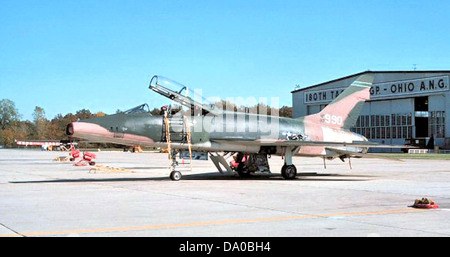 112e Escadron Tactique de Chasse - North American F-100F-15-NA Super Sabre 56-3990 Banque D'Images