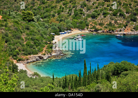 Le "cœur" en plage de Sarakiniko, Ithaca ('Ithaque'), île de la mer Ionienne, l'Eptanisa ('Smême), des îles de la Grèce. Banque D'Images