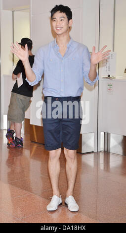 Kim Soo-hyun, Jun 29, 2013 : Tokyo, Japon : acteur coréen Kim Soo hyun arrive à l'Aéroport International de Tokyo à Tokyo, Japon, le 29 juin 2013. Banque D'Images