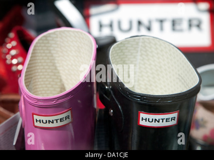 Hunter bottes wellington affichage de vitrine à Londres Banque D'Images