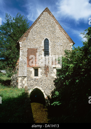 Maison de Pères Franciscains, Canterbury, Kent : le plus ancien édifice franciscain (1267) en Grande-Bretagne, construit sur un bras de la rivière Stour. Banque D'Images