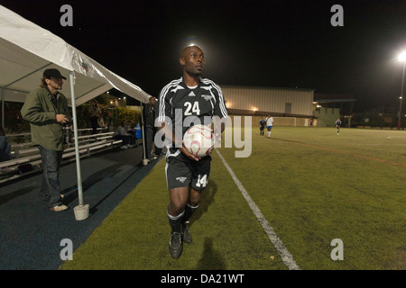 SANTA MONICA, CA - 25 avril : Jimmy-Jean Louis de Hollywood United soccer team à Santa Monica, Californie, le 25 avril 2007. Banque D'Images