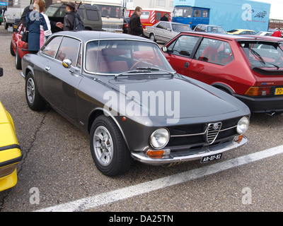 1971 ALFA ROMEO GT 1300 JUNIOR, AR-07-82 Banque D'Images