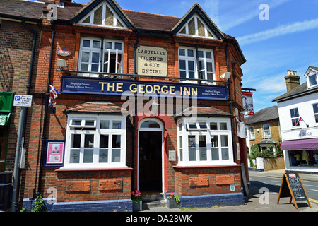 Le George Inn, Thames Street, Walton-on-Thames, Surrey, Angleterre, Royaume-Uni Banque D'Images