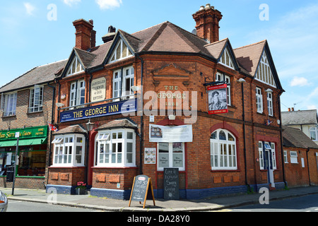 Le George Inn, Thames Street, Walton-on-Thames, Surrey, Angleterre, Royaume-Uni Banque D'Images