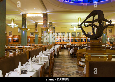 Style Art déco, le restaurant La Coupole à Montparnasse Paris France Banque D'Images