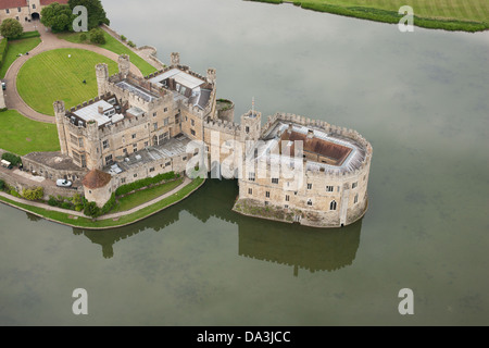 VUE AÉRIENNE.Château de Leeds.Kent, Angleterre, Grande-Bretagne, Royaume-Uni. Banque D'Images