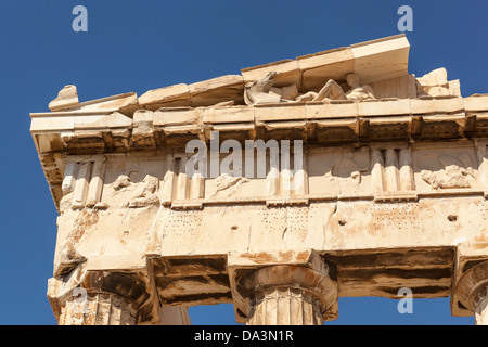 Close up of carved stone fronton du Parthénon à l'Acropole, Athènes, Grèce Banque D'Images