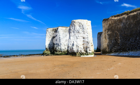 Falaises de craie à Botany Bay Beach à Broadstairs sur la côte du Kent England UK Banque D'Images