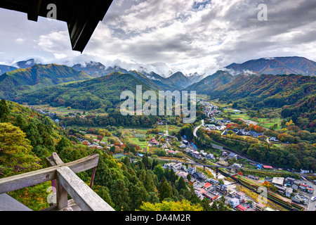 Vue depuis la montagne Yamadera Temple à Yamagata, Japon. Banque D'Images