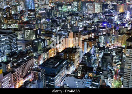 Vue aérienne urbaine dans le Minato Ward de Tokyo, Japon. Banque D'Images