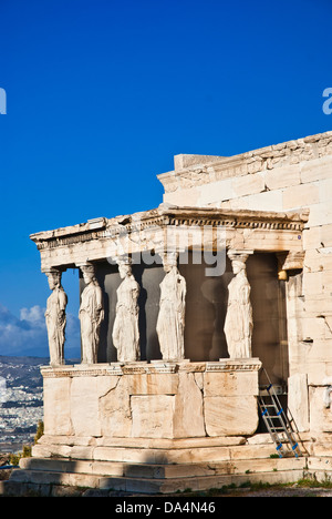 La Grèce Athènes Acropole Erechteion cariatides Banque D'Images