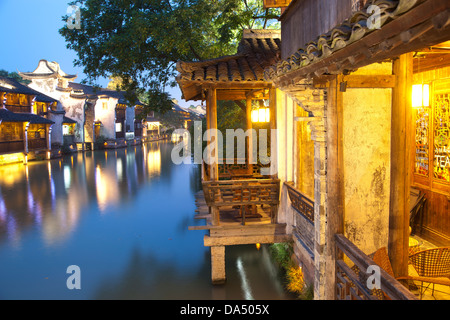 La Chine, Wuzhen, Xizha Scenic Zone, Xishi Scène de rivière. Banque D'Images