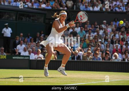 Wimbledon, Londres, Royaume-Uni. Le 04 juillet, 2013. Wimbledon 2013 Jour 10, chers demi-finales. Sabine Lisicki (Ger) contre Agnieszka Radwanska (POL). Sabine Lisicki ger : Action Crédit Plus Sport Images/Alamy Live News Banque D'Images