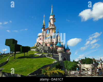 Du château de La Belle au bois dormant à Disneyland Paris Banque D'Images