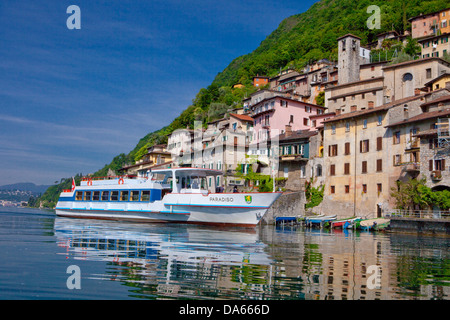 Navire, Gandria, canton, TI, Tessin, Suisse du Sud, de l'eau, lac, lacs, village, bateau, bateaux, bateaux, Suisse, Europe, Lac Banque D'Images