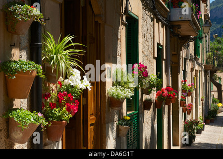 Street décorées de fleurs Banque D'Images