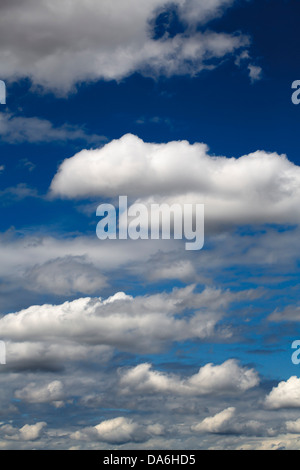 Ciel bleu nuages cielo azul nubes Banque D'Images