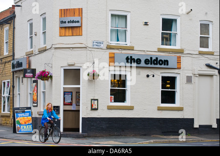 Le pub près de l'uni dans Eldon Leeds West Yorkshire Angleterre UK Banque D'Images