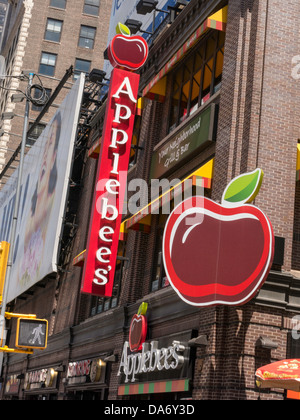 Applebee's Restaurant, Times Square, NYC Banque D'Images