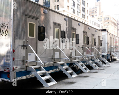 Motion Picture Production Location remorques, NYC, USA Banque D'Images