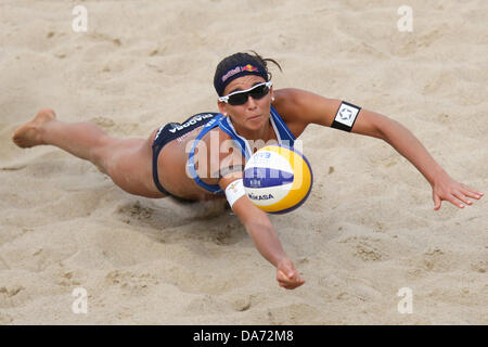 Stare Jablonki, Pologne. 5 juillet, 2013. Championnats du Monde de Volley-ball de plage, Marta Menegatti (ITA), l'OFT. Tomasz Jastrzebowski / Foto Olimpik/CalSport/Alamy Live News Banque D'Images