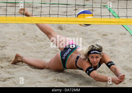 Stare Jablonki, Pologne. 5 juillet, 2013. Championnats du Monde de Volley-ball de plage, Laura Ludwig (GER), fot. Tomasz Jastrzebowski / Foto Olimpik/CalSport/Alamy Live News Banque D'Images