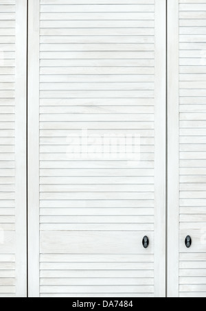 Porte en bois blanc, moderne, dans un style Shabby shic ou Provence. Fond de bois vertical Banque D'Images
