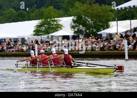 Henley-on-Thames, Oxfordshire, UK. Le 06 juillet, 2013. Marlow Rowing Club A en action au cours de la demi-finale jour de la Régate royale de Henley. Credit : Action Plus Sport/Alamy Live News Banque D'Images