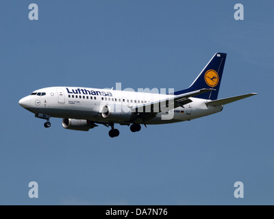 D-d'ABIM Lufthansa Boeing 737-500 pouvant accueillir Salzgitter Banque D'Images