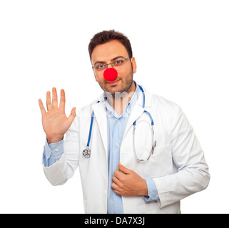 Patch Adams concept avec jeune médecin isolé sur fond blanc Banque D'Images