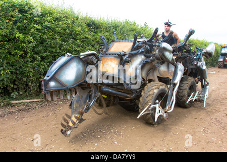 Mutoid Waste Company, Glastonbury Festival 2013. Banque D'Images