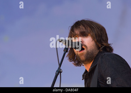 Justin jeune chanteur de la scène des vaccins au festival de Glastonbury 2013. Banque D'Images