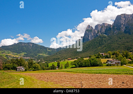 Dolomites de l'Alpe di Siusi, près de la ville de Siusi, Italie du nord Banque D'Images