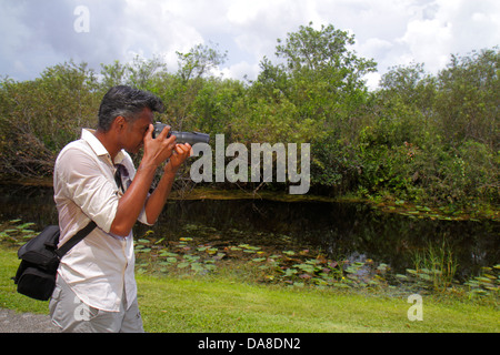 Miami Florida, Tamiami Trail, Parc national des Everglades, Shark Valley, Tram Trail, Asiatiques asiatiques immigrants ethniques immigrants minorités, Asiatiques immigrants ethniques Banque D'Images