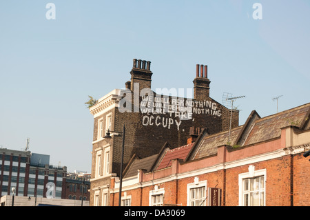 Message occupent sur Shoreditch High Street, East London, UK Banque D'Images