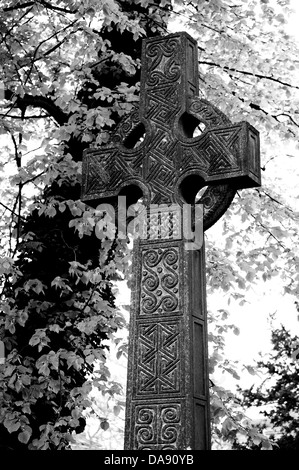 Croix celtique, cimetière de Kensal Green, London, UK Banque D'Images