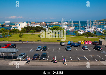 Route du Port et le port de la péninsule de Howth, près de Dublin Irlande Europe Banque D'Images